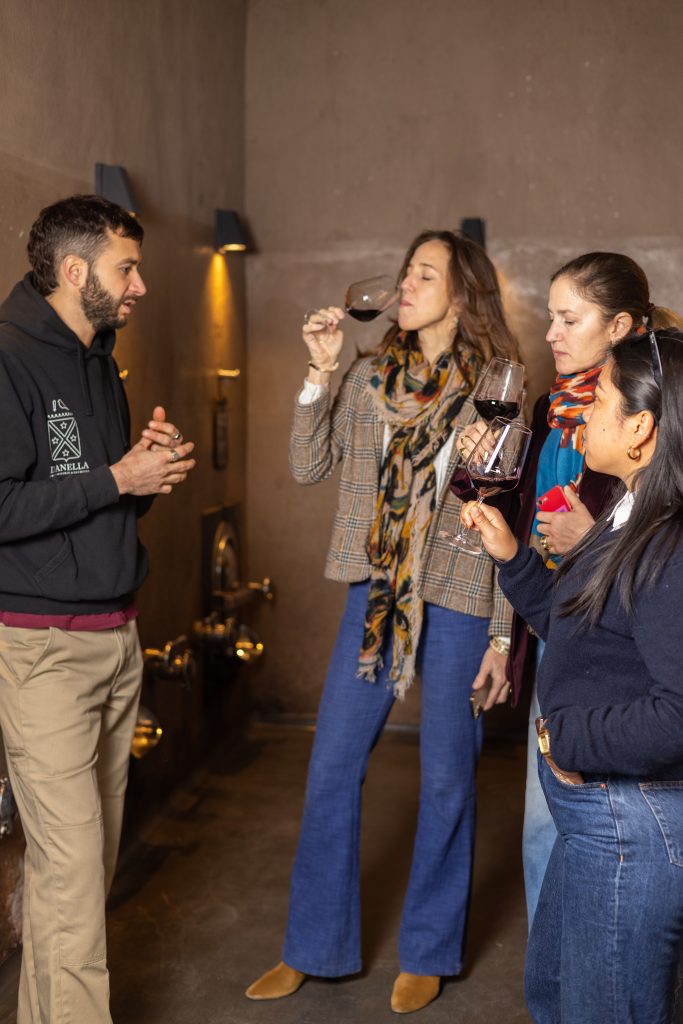 7d36dece76200712e23463b32e81ad6a