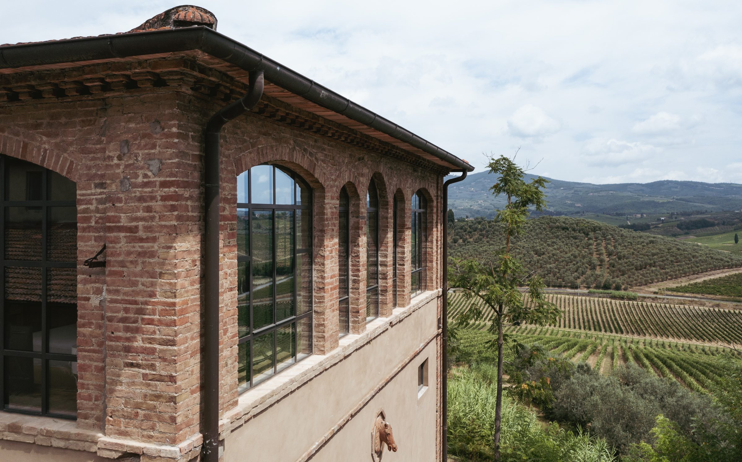 Altre sei camere, tra le vigne
